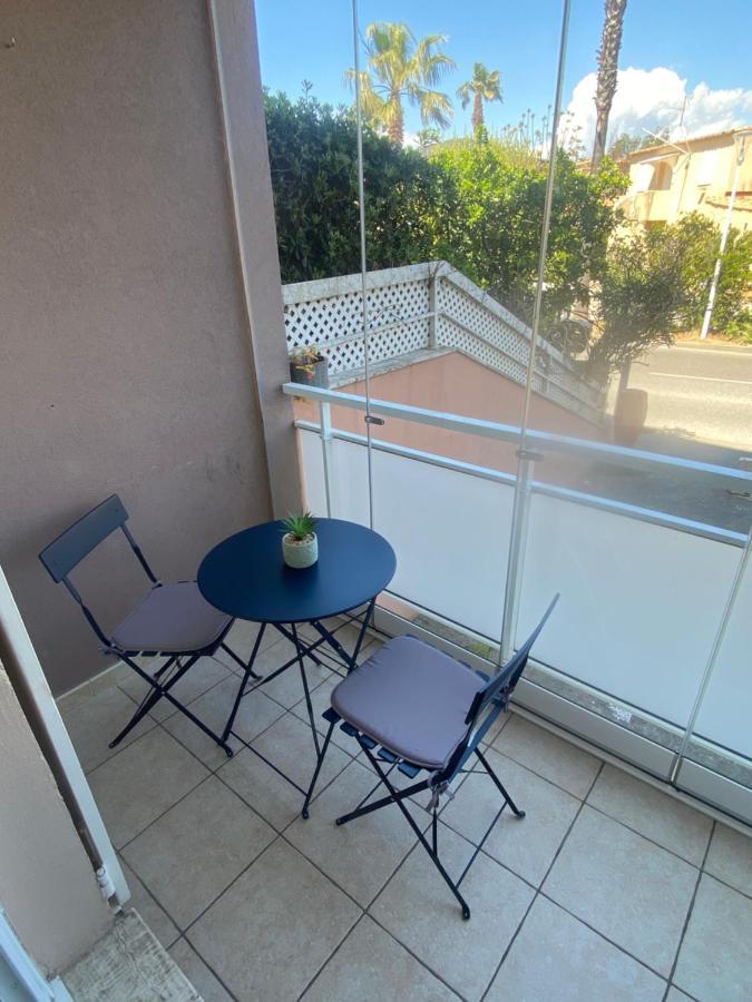 Studio Spacieux Avec Patio En Centre Ville Cavalaire-sur-Mer Zewnętrze zdjęcie
